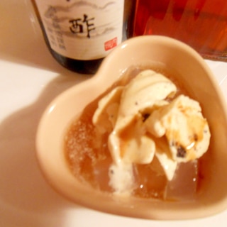 大人デザート☆梅酒＆黒酢　クッキーアイスのせ寒天